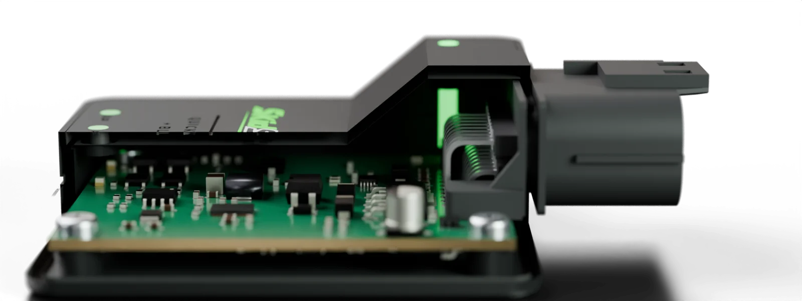 Corte do módulo Blipper mostrando a placa presa dentro da caixa, o conector de 18 vias e os visores dos LEDs